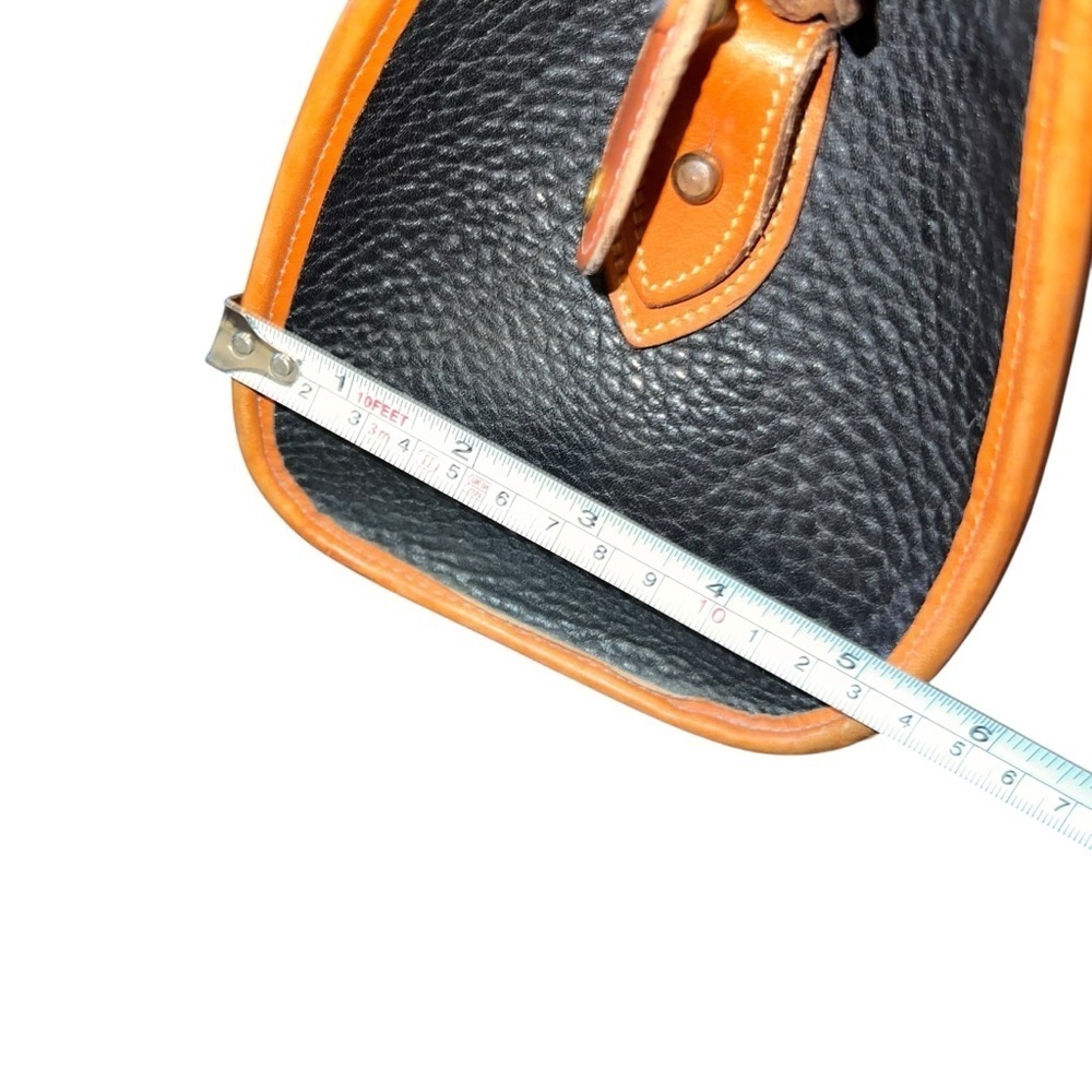 Dooney & Bourke All Weather Handbag Satchel Pebble Grain Black and Tan, 1980s - Picture 8 of 10